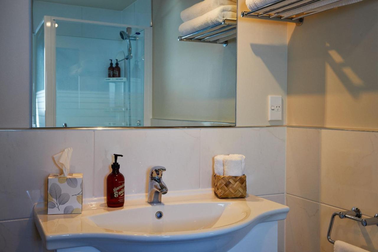 Kaikoura Luxury Apartments - Formerly Waves Luxury Apartments Экстерьер фото